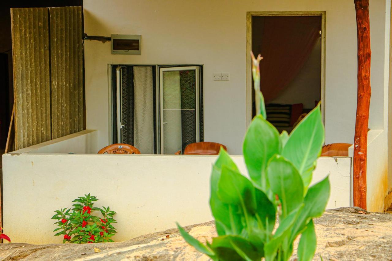 Sigiri Gayani Home Stay Sigiriya Luaran gambar